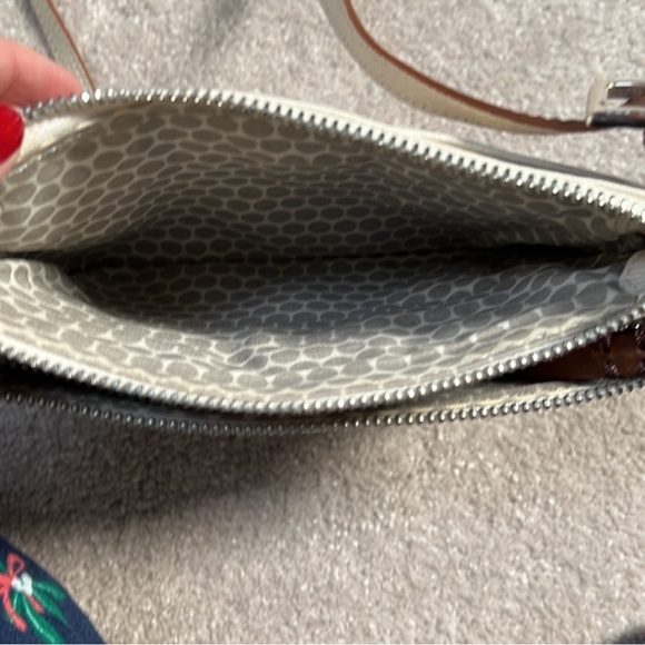 Brighton Crossbody bag—TONS OF STORAGE!! - Picture 4 of 12